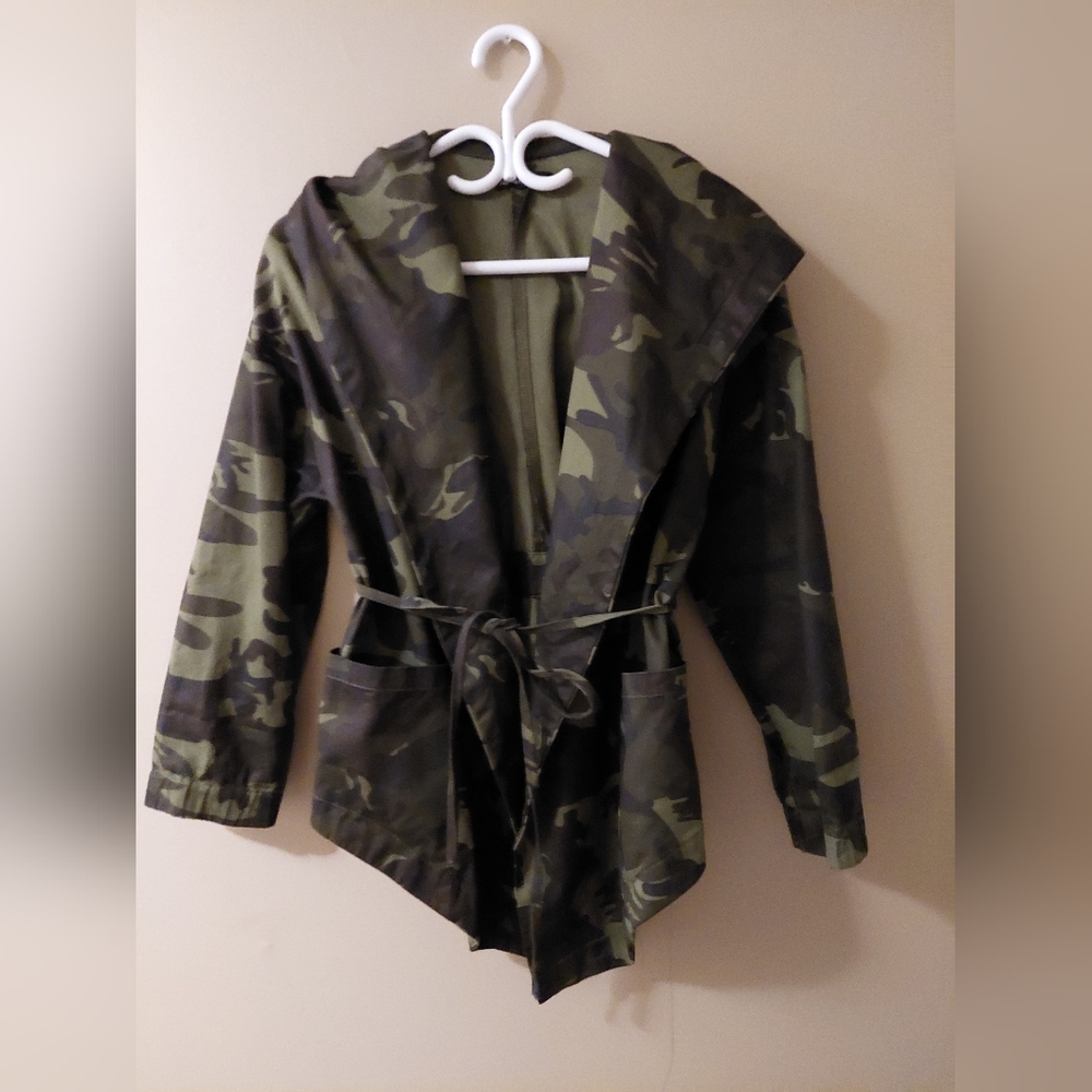 Women jacket - Picture 3 of 3